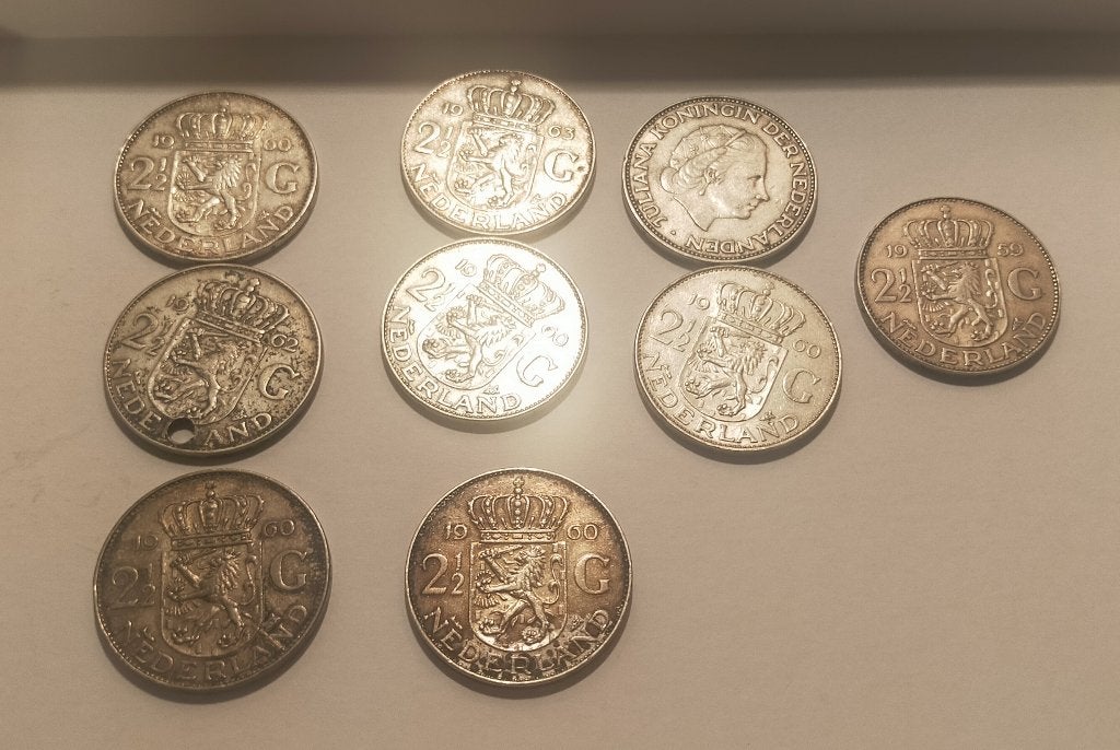 Negen zilveren Juliana Rijksdaalders, Koningin Juliana, Setje, Zilver, Ophalen of Verzenden