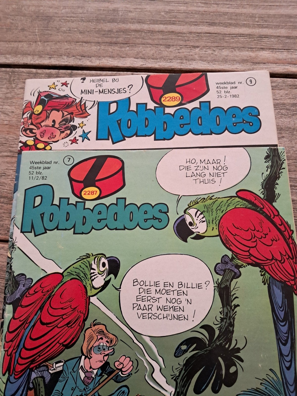 Robbedoes weekbladen nr. 7 en 9 uit 1982, Meerdere stripboeken, Ophalen, Gelezen