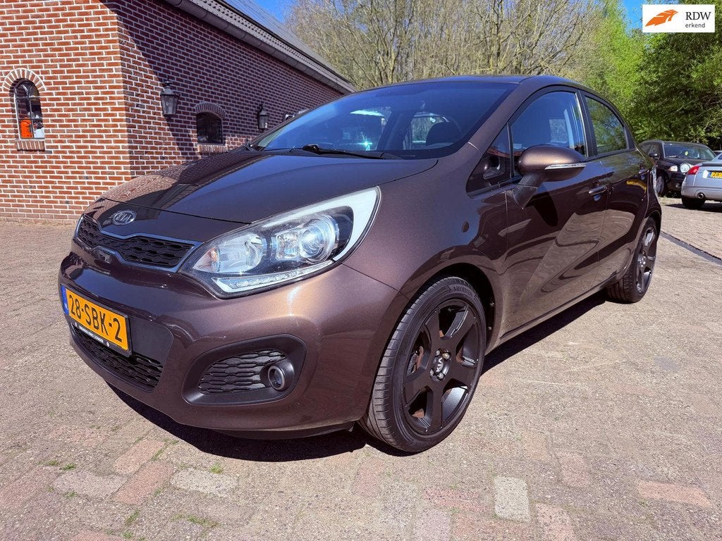 Kia Rio 1.2 CVVT Super Pack Nieuwe APK 21-04-2027, Auto's, Kia, Bedrijf, Te koop, Rio, ABS, Airbags, Airconditioning, Alarm, Automatische klimaatregeling