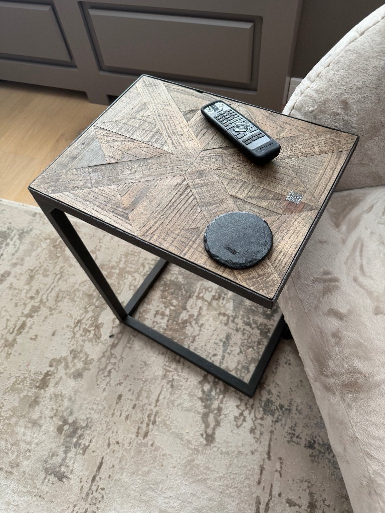 Riviera Maison bijzettafel, Ophalen, Minder dan 55 cm, Zo goed als nieuw, 60 cm of meer