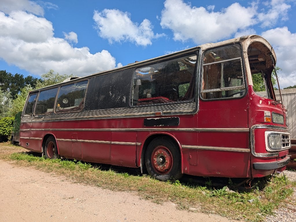 Woonwagen*Tiny house*Vakantiehuis *Woonunite *Huis op wielen, Overige merken, Buscamper of Camperbus, Particulier, 8 tot 9 meter