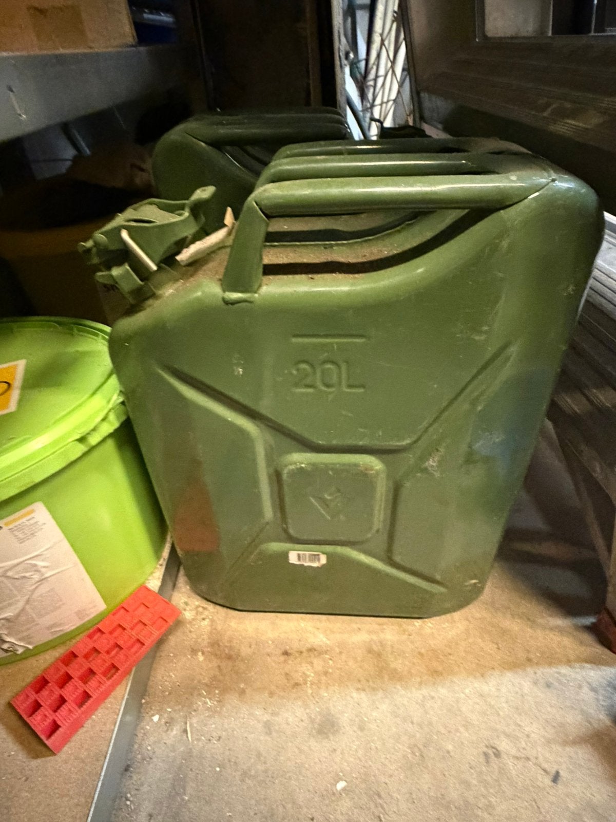 Jerry can 20, Ophalen, Gebruikt