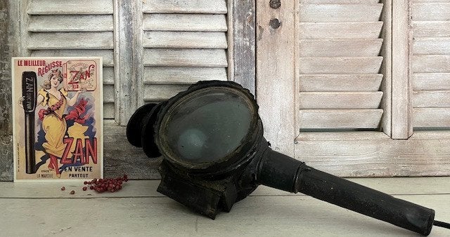 Antieke sleetse zwarte koets lamp uit Frankrijk