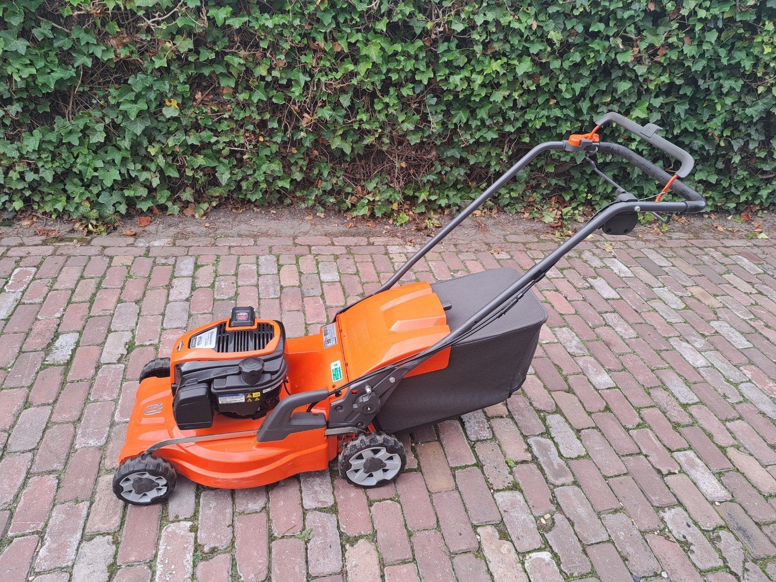 Husqvarna LC 347VI grasmaaier met Briggs & Stratton motor, Ophalen, Cirkelmaaier, Gebruikt, Elektrische starter