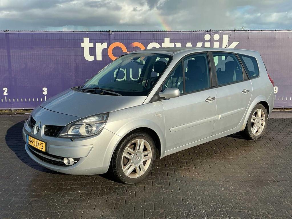 2009 - Renault - Grand Scénic - 2.0-16V Tech Line - Persone, Voorwielaandrijving, 1998 cc, 135 pk, Gebruikt