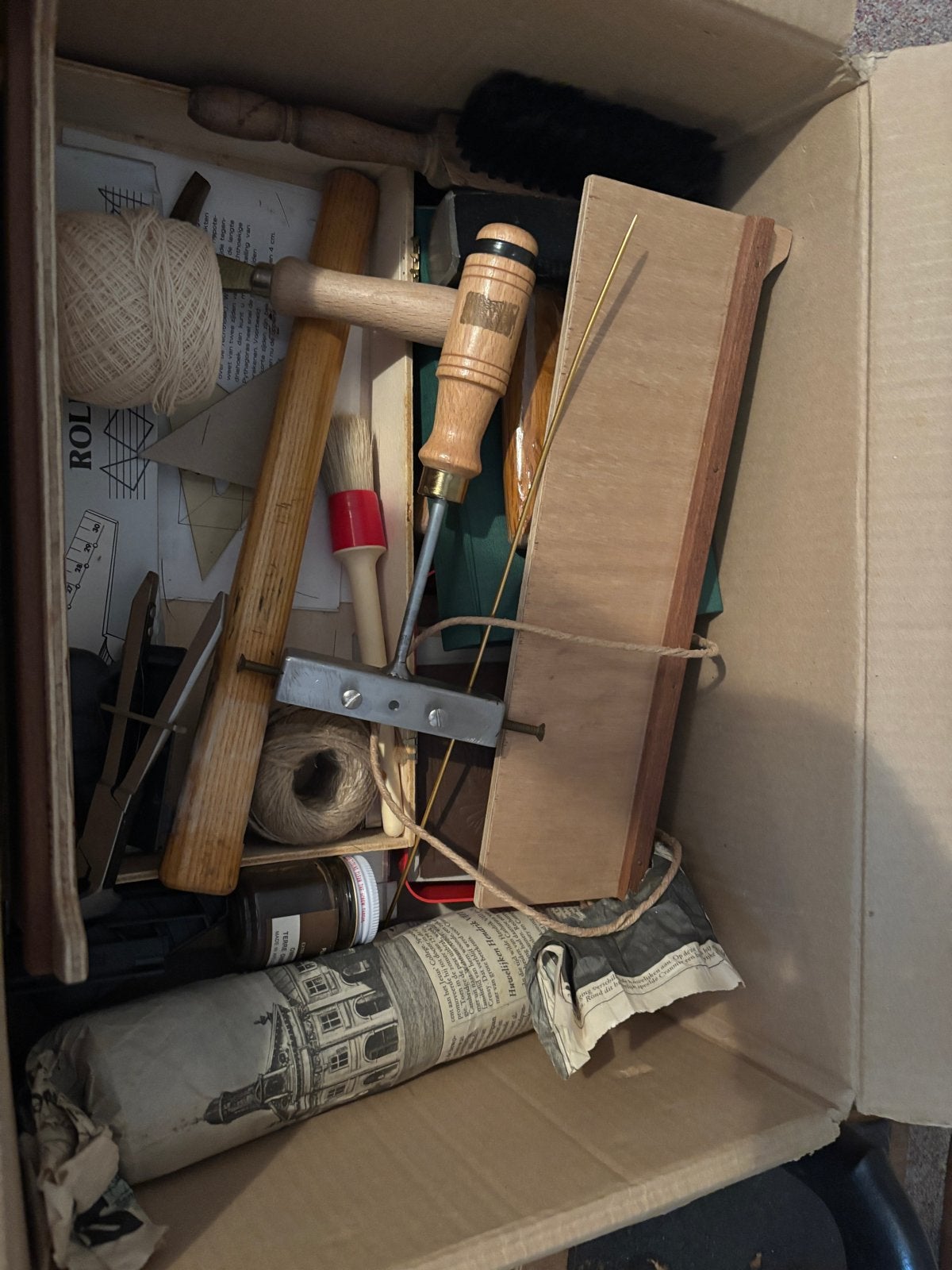 Boekbindersgereedschap en Letterpers Set, Ophalen