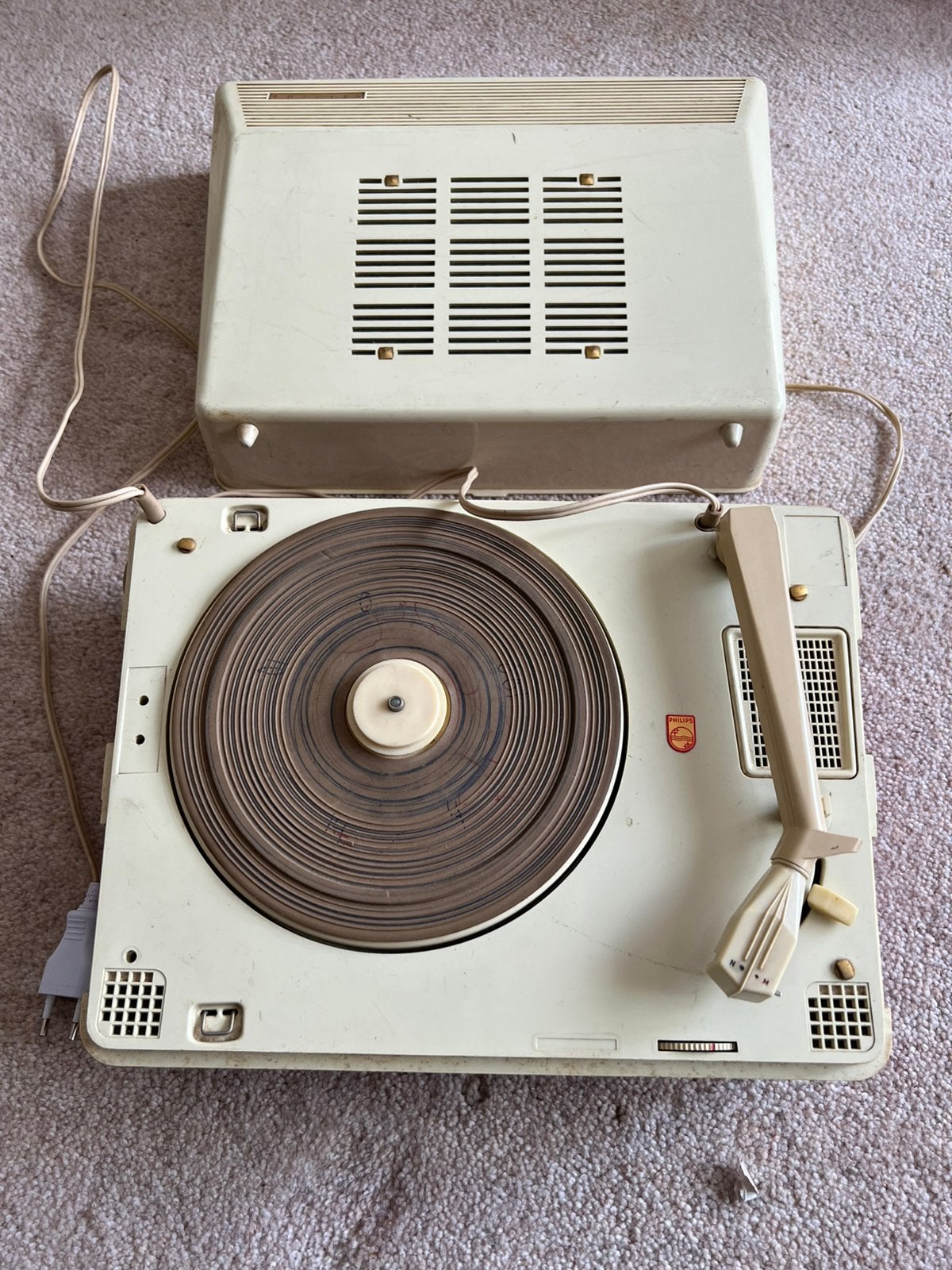 Philips AG4356 F koffergrammofoon model Cocktail uit 1961, Ophalen