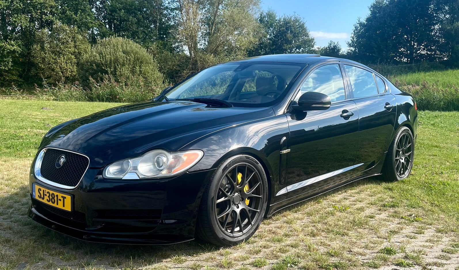 Jaguar XF 3.0D V6 R-DYNAMIC | FULL OPTIONS, Auto's, Jaguar, Automaat, Beige, 2993 cc, 1850 kg