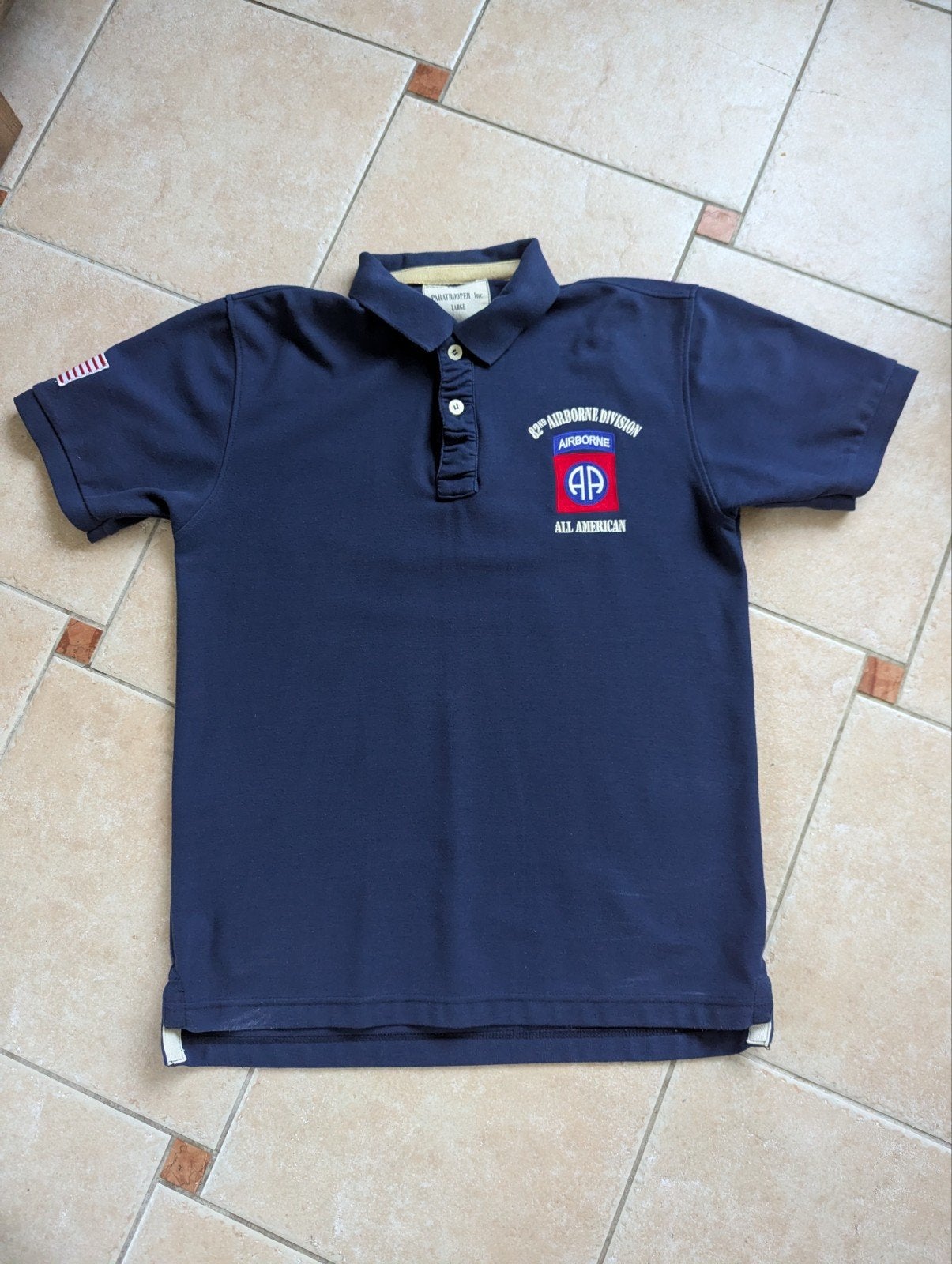 82nd Airborne Division blauwe poloshirt, Verzamelen, Ophalen of Verzenden, Luchtmacht, Amerika, Kleding of Schoenen