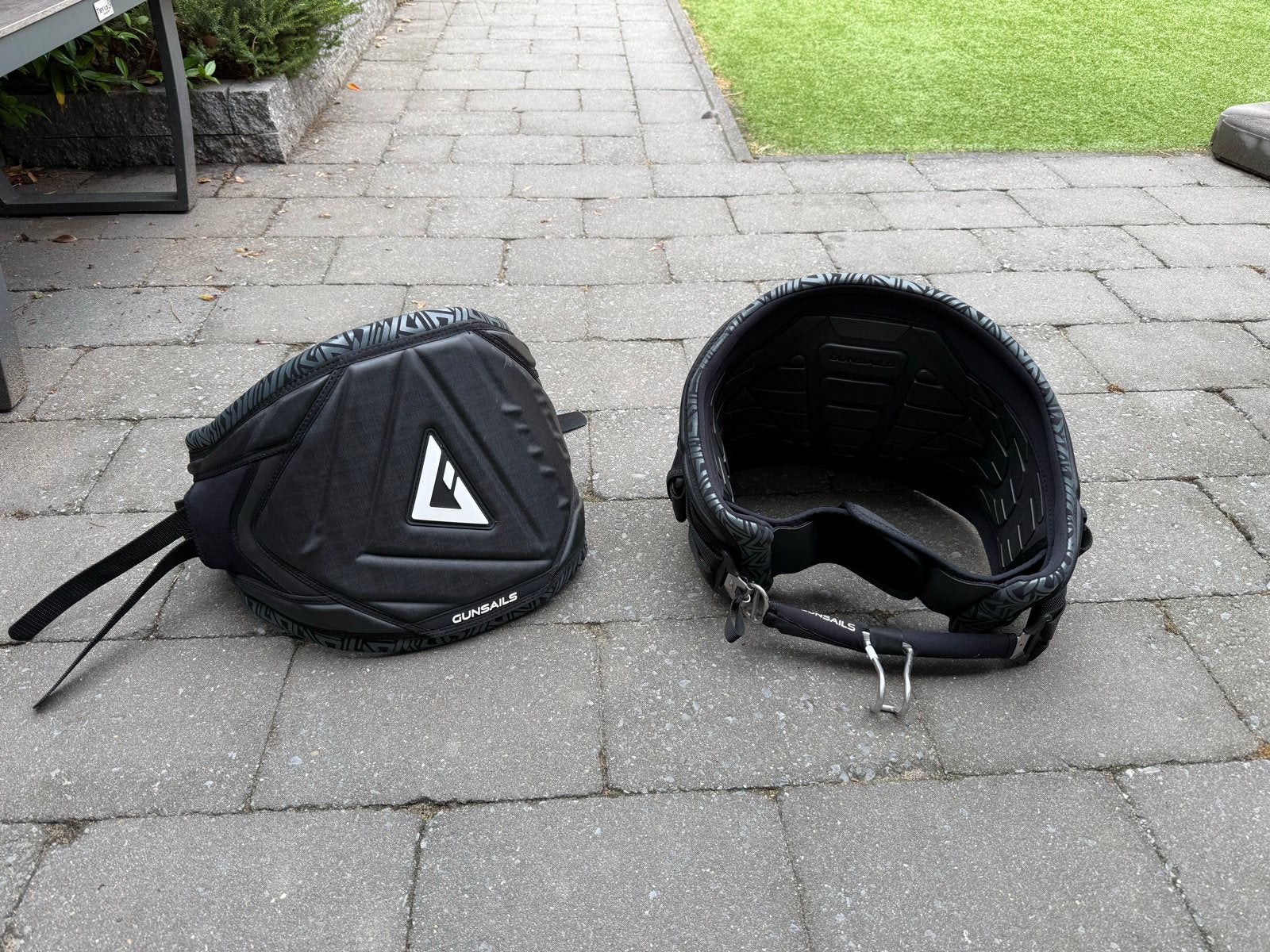 2x (M en L) Gunsails windsurf trapeze - Zo goed als nieuw, Ophalen, Overige typen, Met trapeze, Zo goed als nieuw