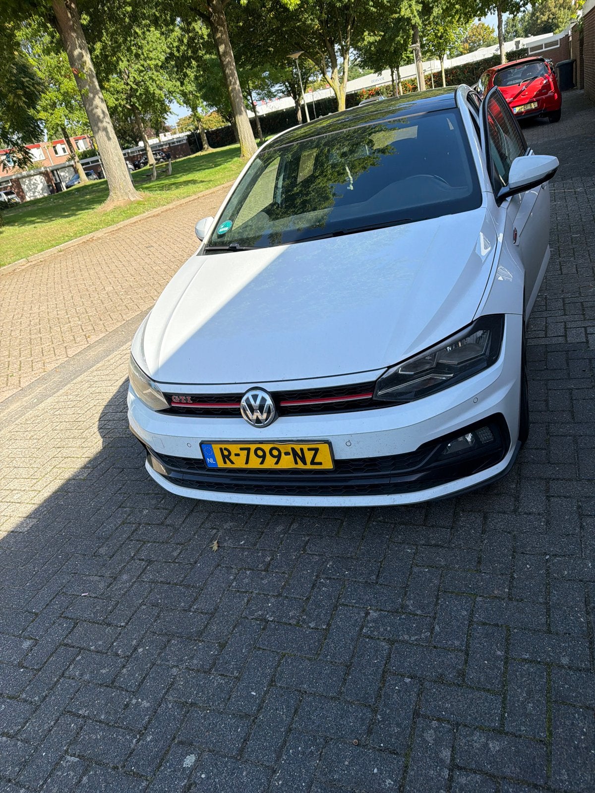 Volkswagen Polo 2.0 TSI 200pk 6-DSG 2018 Wit, Auto's, 4 cilinders, 1984 cc, Wit, 1200 kg