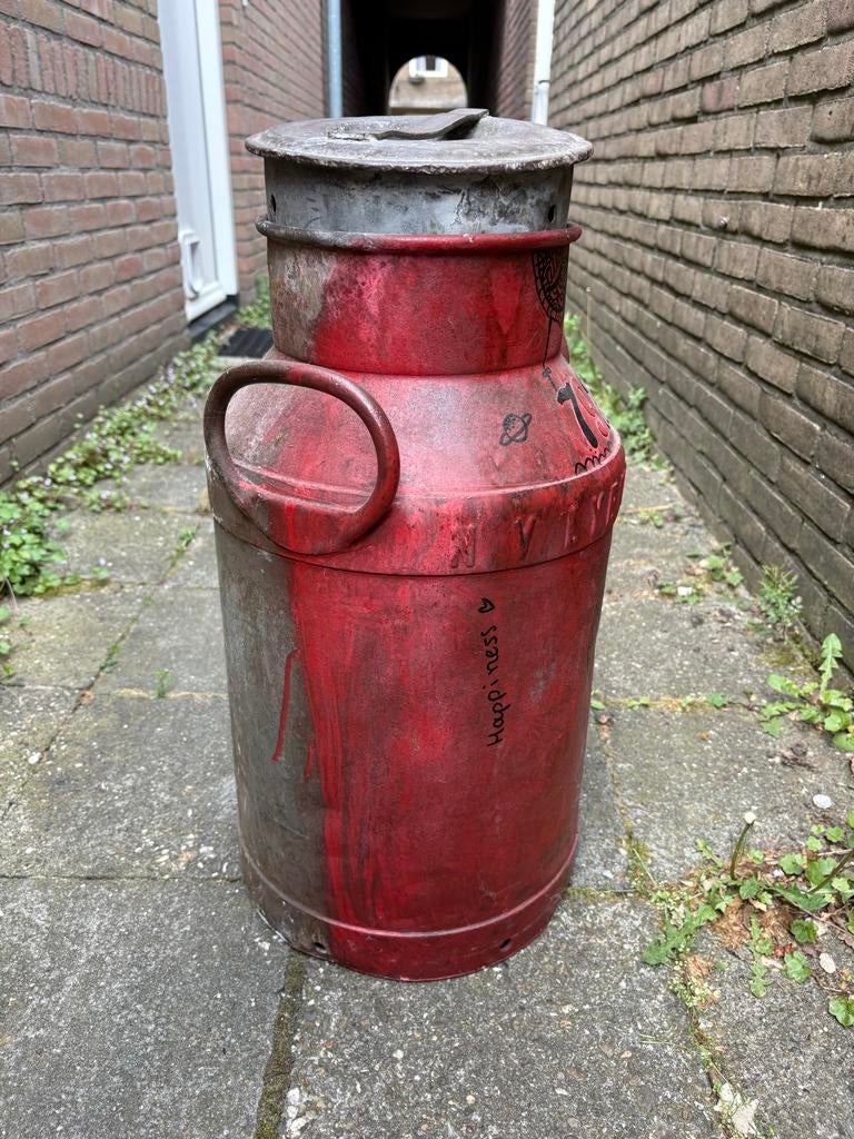 Melkbus voor carbid schieten, Ophalen, Zo goed als nieuw