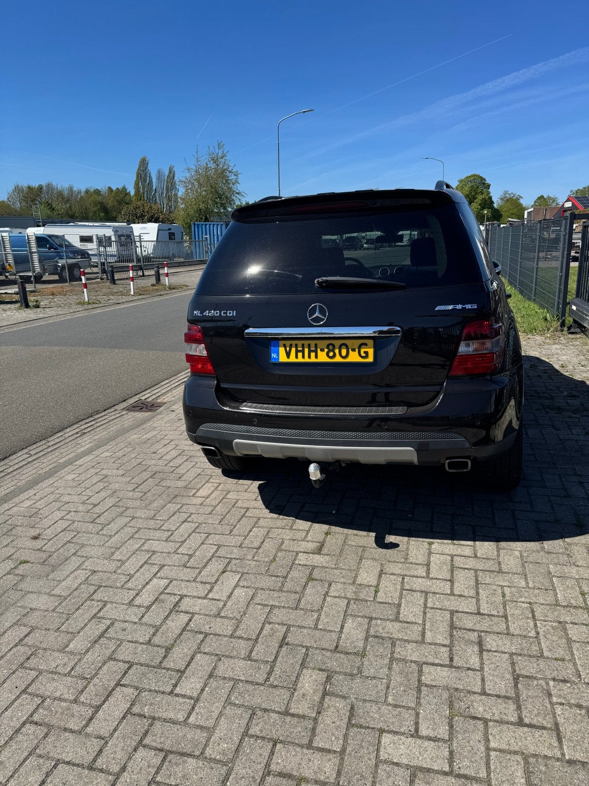 Mercedes-Benz 420 ml grijs kenteken, Zwart, Mercedes-Benz, Diesel, Geïmporteerd