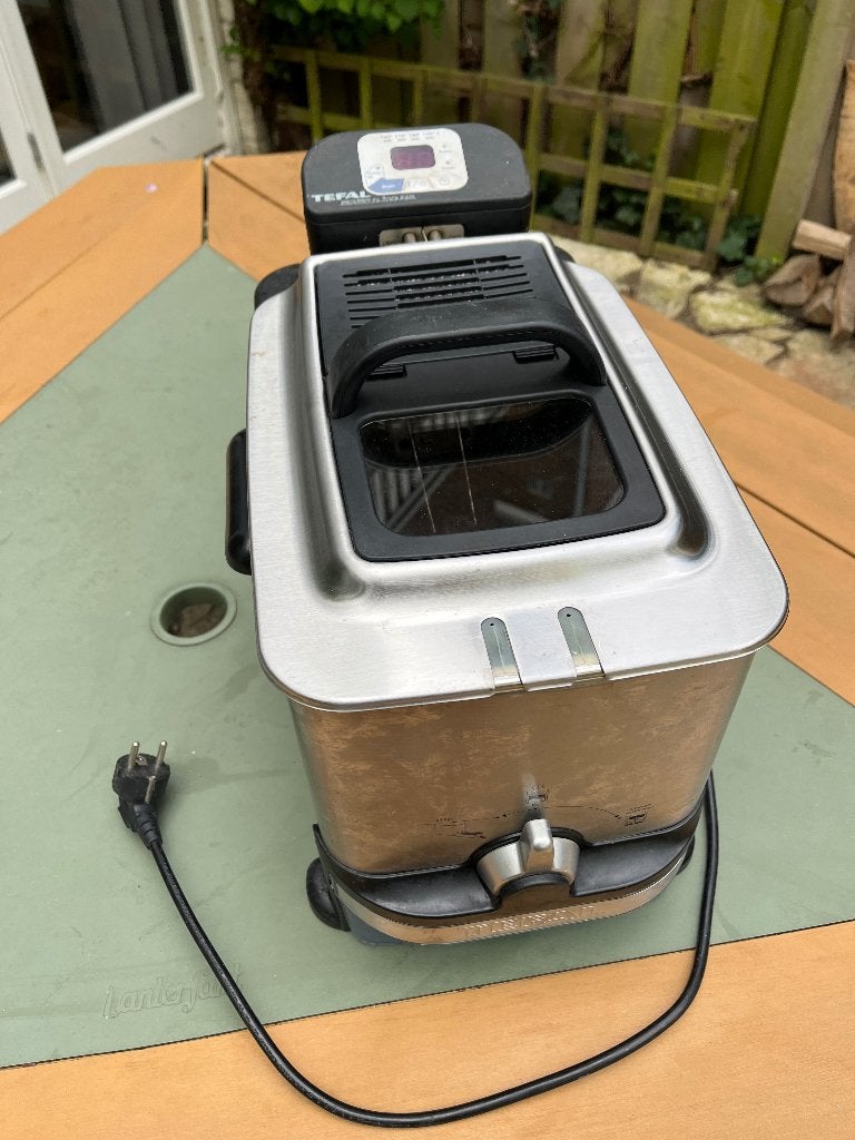 tefal pro fry oleoclean friteuse, 3 tot 4 liter, Ophalen of Verzenden, Zo goed als nieuw, Uitneembare binnenpan