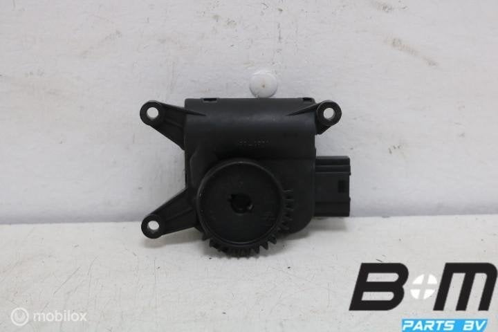 Kachelklepmotor Bosch Skoda Fabia Combi 5Q0907511, Auto-onderdelen, Gebruikt