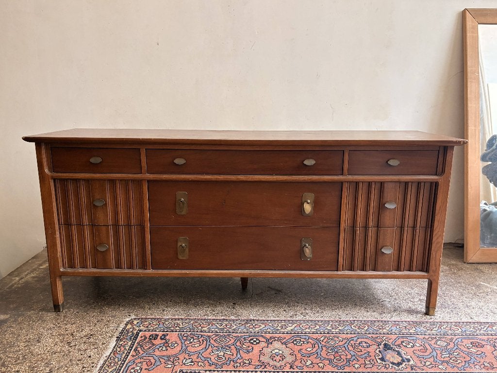 Vintage Stanley dressoir/kast, Ophalen, 150 tot 200 cm, Vintage - american- design - hout, Met deur(en)
