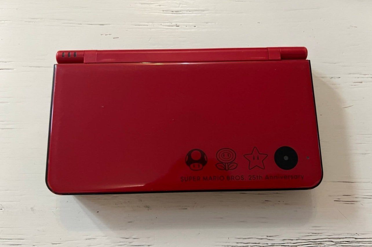 Nintendo DSi XL Super Mario Bros. 25th Anniversary Rood, Ophalen of Verzenden, Gebruikt, Rood, Dsi XL
