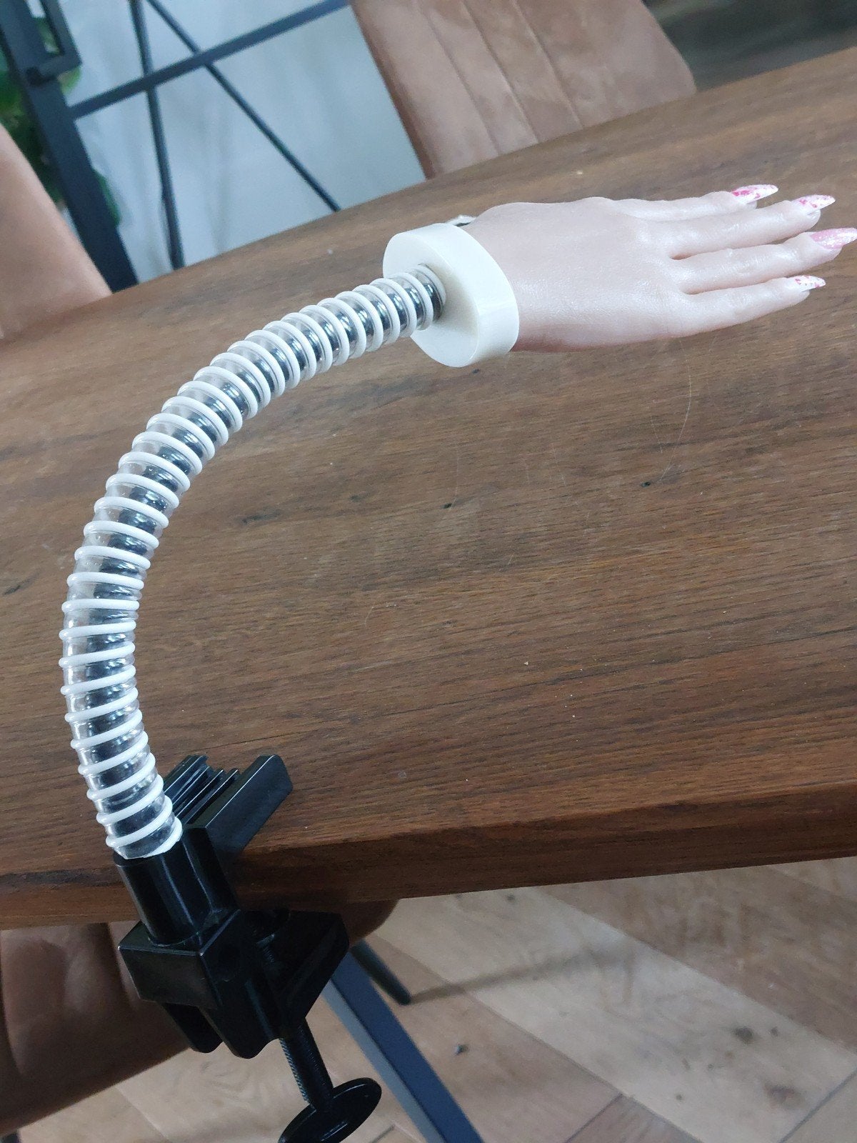 oefen nagelhand, Ophalen, Zo goed als nieuw, Handen en Nagels