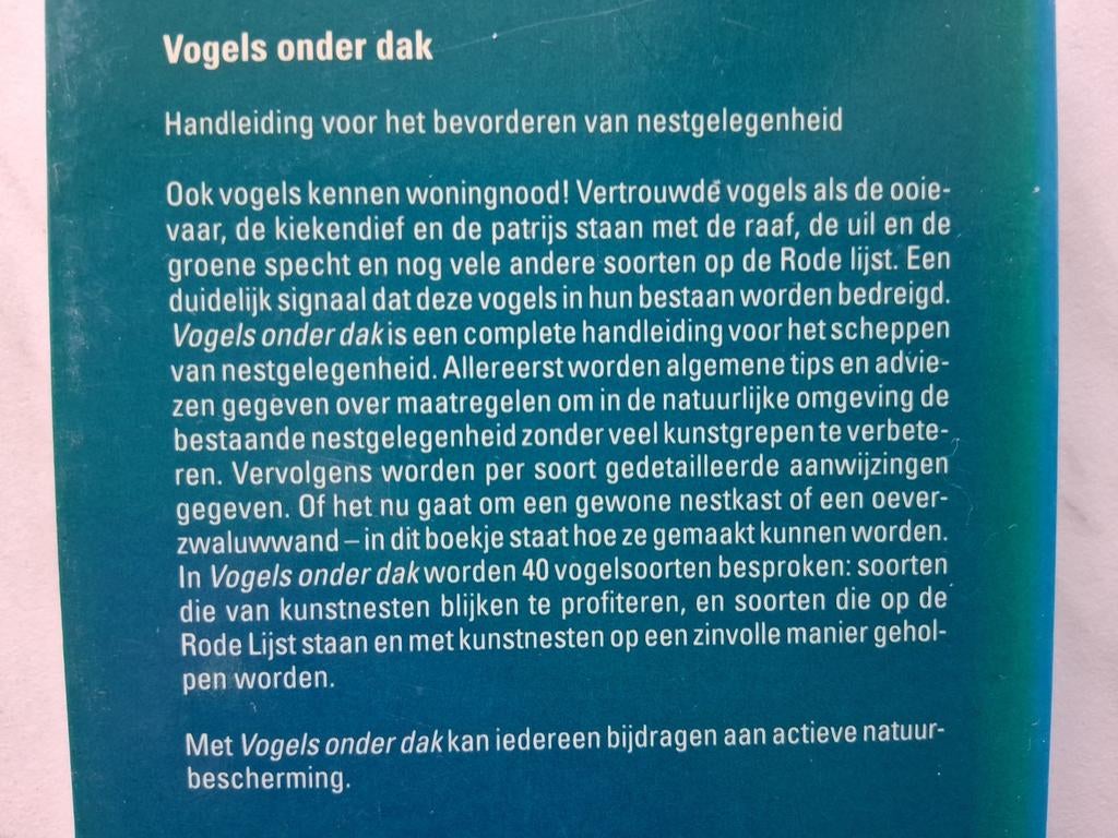 Vogels onder dak  door Tom E. den Boer e.a., Ophalen of Verzenden, Zo goed als nieuw, Vogels