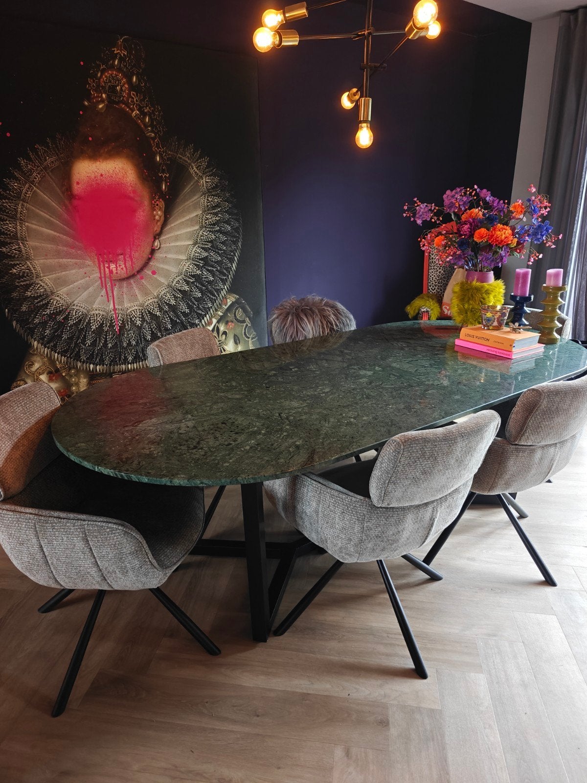 Stijlvolle ovale eettafel met groen marmeren blad en 6 draai, Ophalen, Modern, Luxe, Design, 100 tot 150 cm, Overige materialen