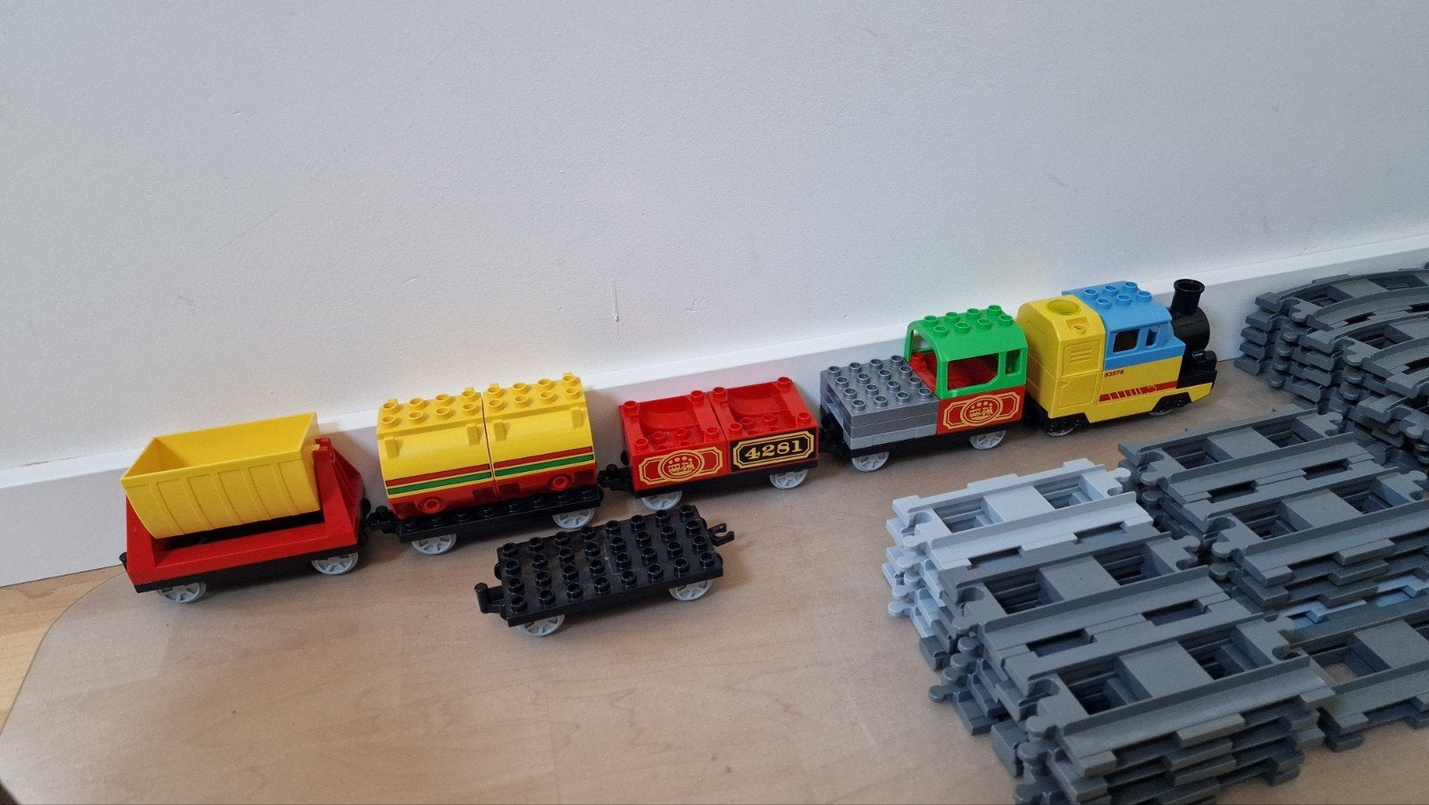 14.5kg Duplo: Trein, Ridderburcht & Losse Stenen (incl. bak), Ophalen, Gebruikt, Duplo, Complete set