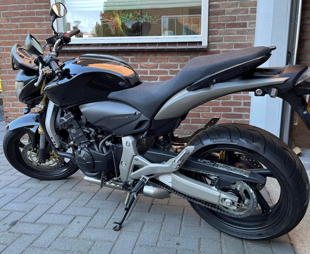 Mooie zwarte Honda Hornet 600cc weinig km, 4 cilinders, Motorrijbewijs A, Particulier, Meer dan 35 kW