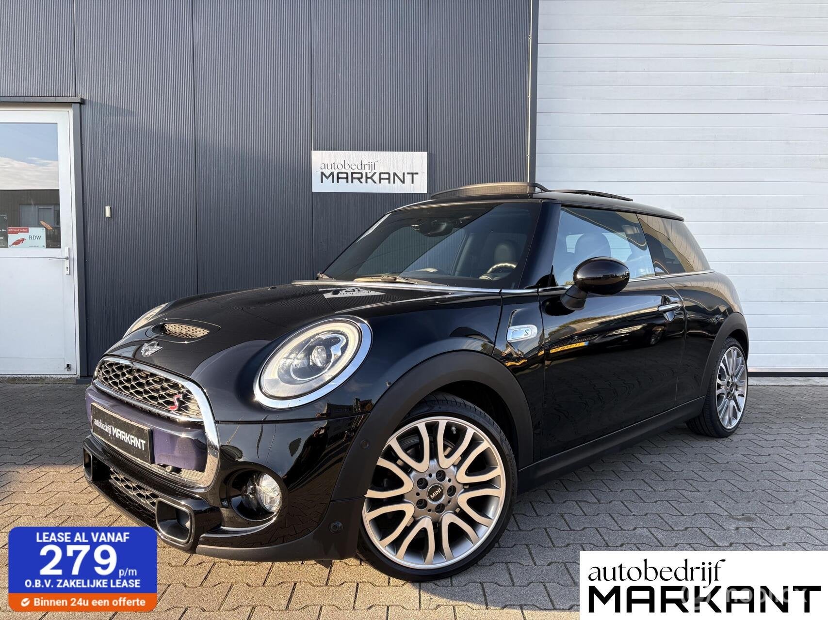 Mini Cooper S Serious Business Pano / LED / Dealer / LM18", Auto's, Gebruikt, 4 stoelen, Bedrijf, 19 km/l