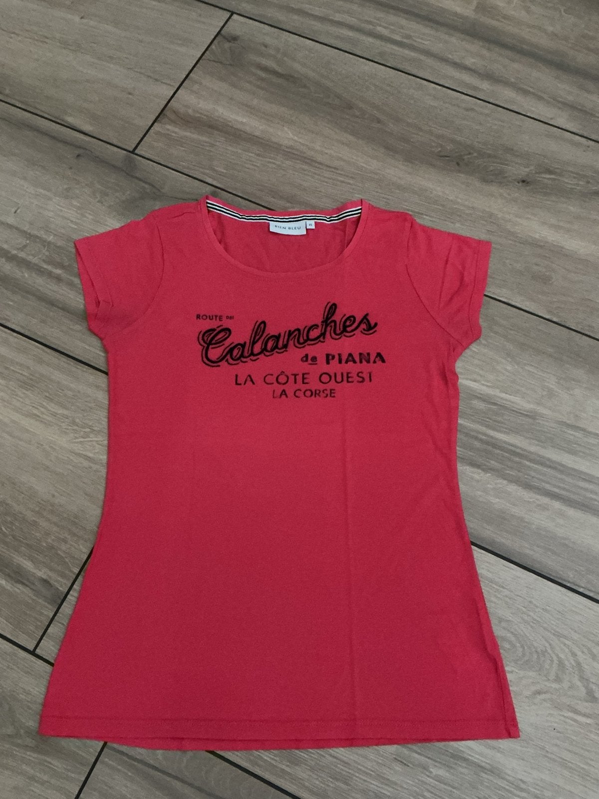 Bien Bleu T-shirt XS - Route des Calanches de Piana, Ophalen of Verzenden, Zo goed als nieuw, Korte mouw, Roze