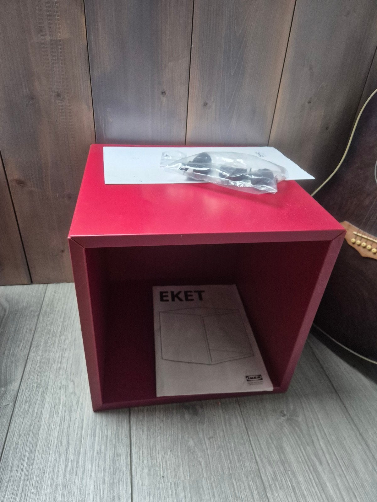 IKEA EKET kastje rood, Huis en Inrichting, Ophalen, Gebruikt