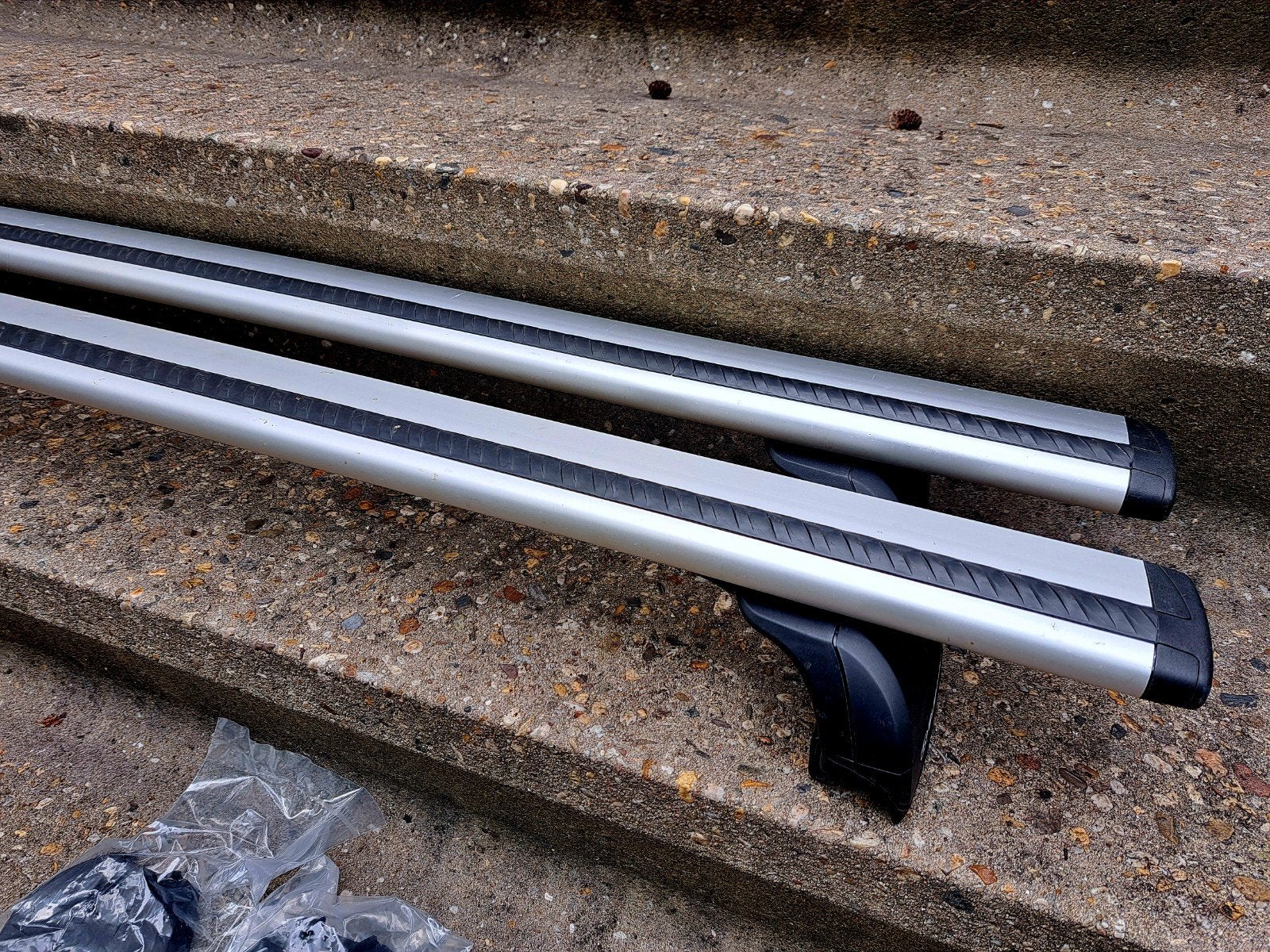Thule WingBar Evo Dakdragers - Subaru Outback 2015-2020, Auto diversen, Dakdragers, Ophalen, Zo goed als nieuw