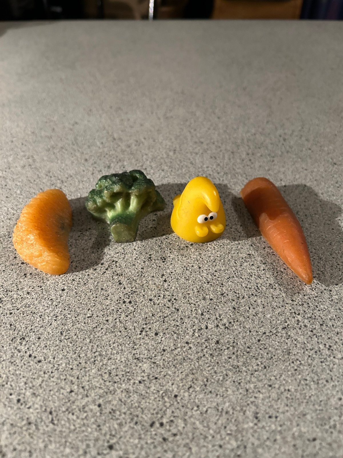 Leuke koelkastmagneten in de vorm van groenten en fruit, Verzamelen, Overige Verzamelen, Ophalen of Verzenden, Zo goed als nieuw