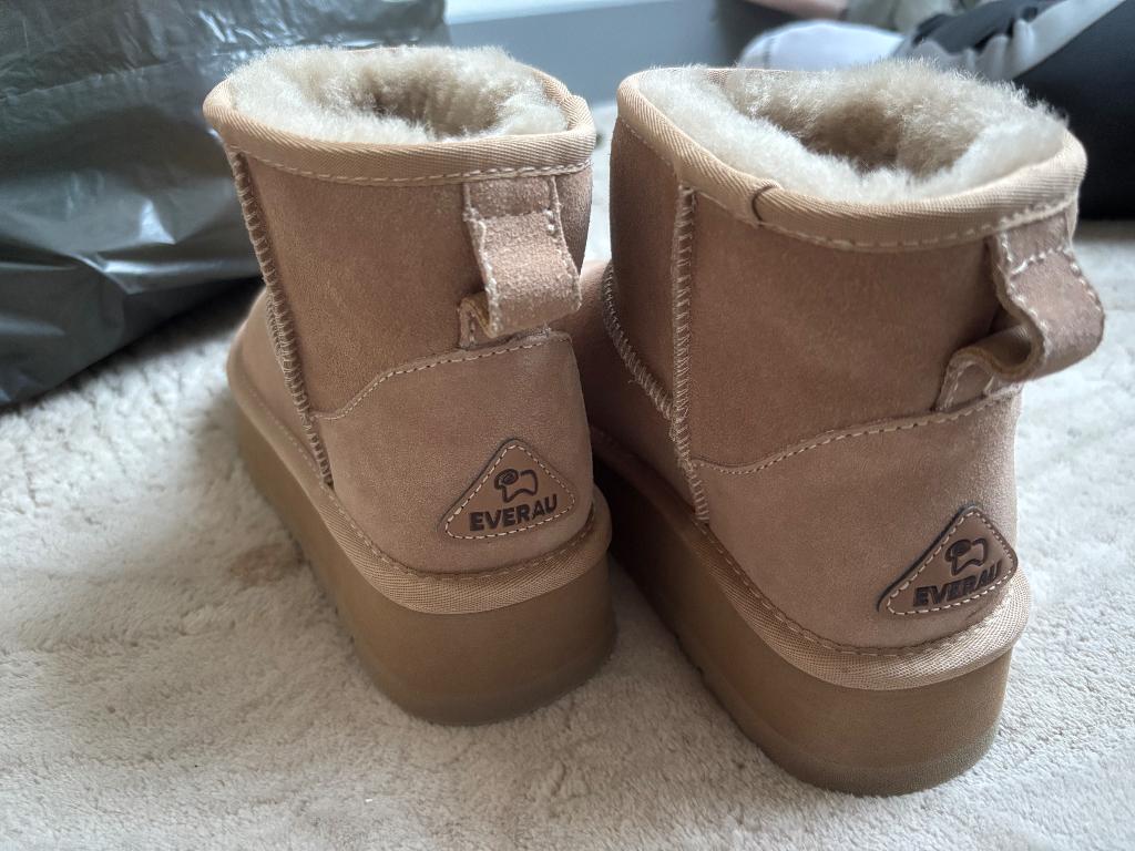Uggs schoenen merk EVERAU, Beige, Overige typen, Nieuw, Everau