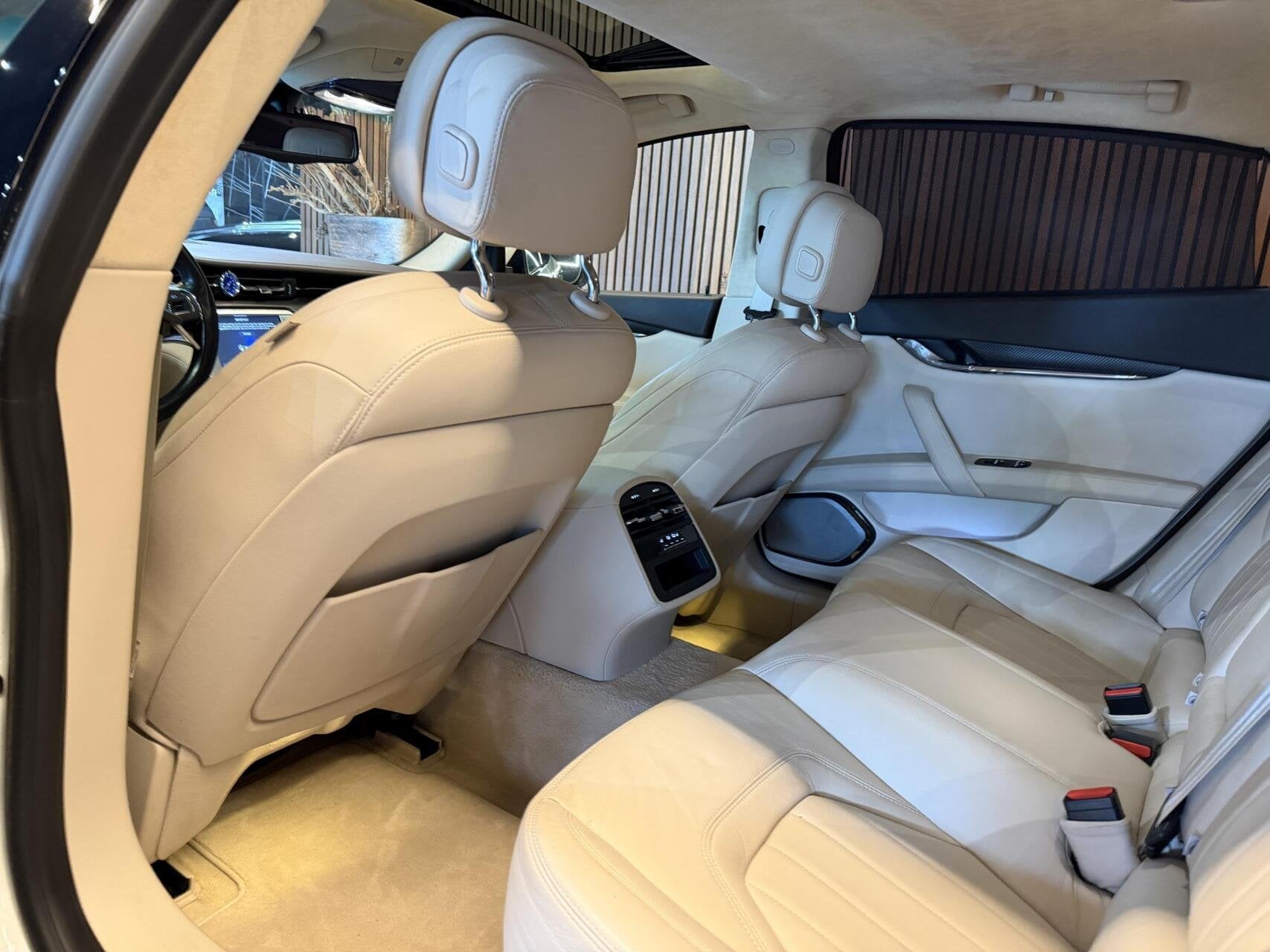Foto 44 van Maserati Quattroporte 3.8 GTS V8|Pano|Vossen|Maxton|B&W|22"