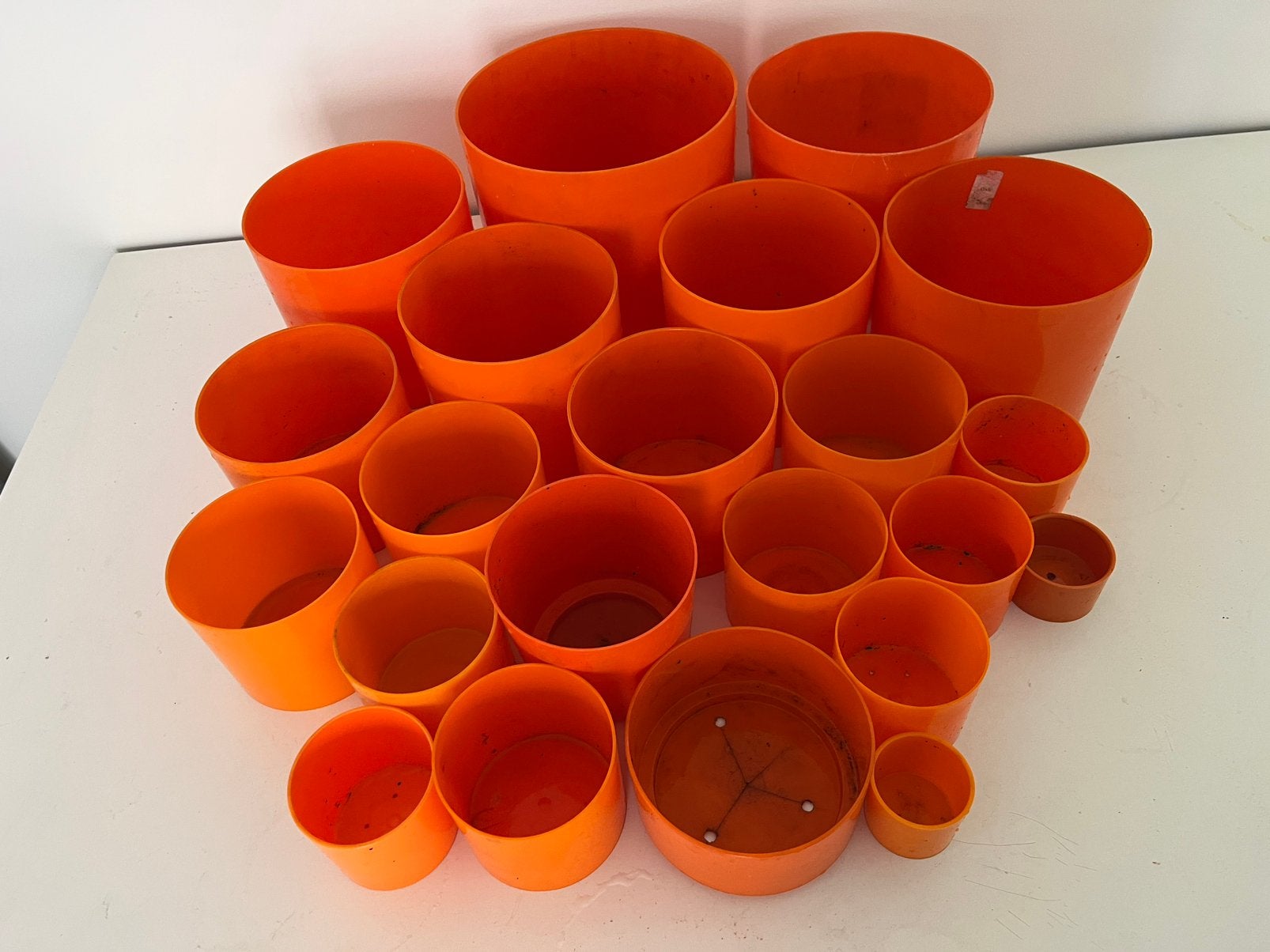 Oranje plastic bloempotten, retro vintage elho etc., Ophalen of Verzenden, Huis en Inrichting