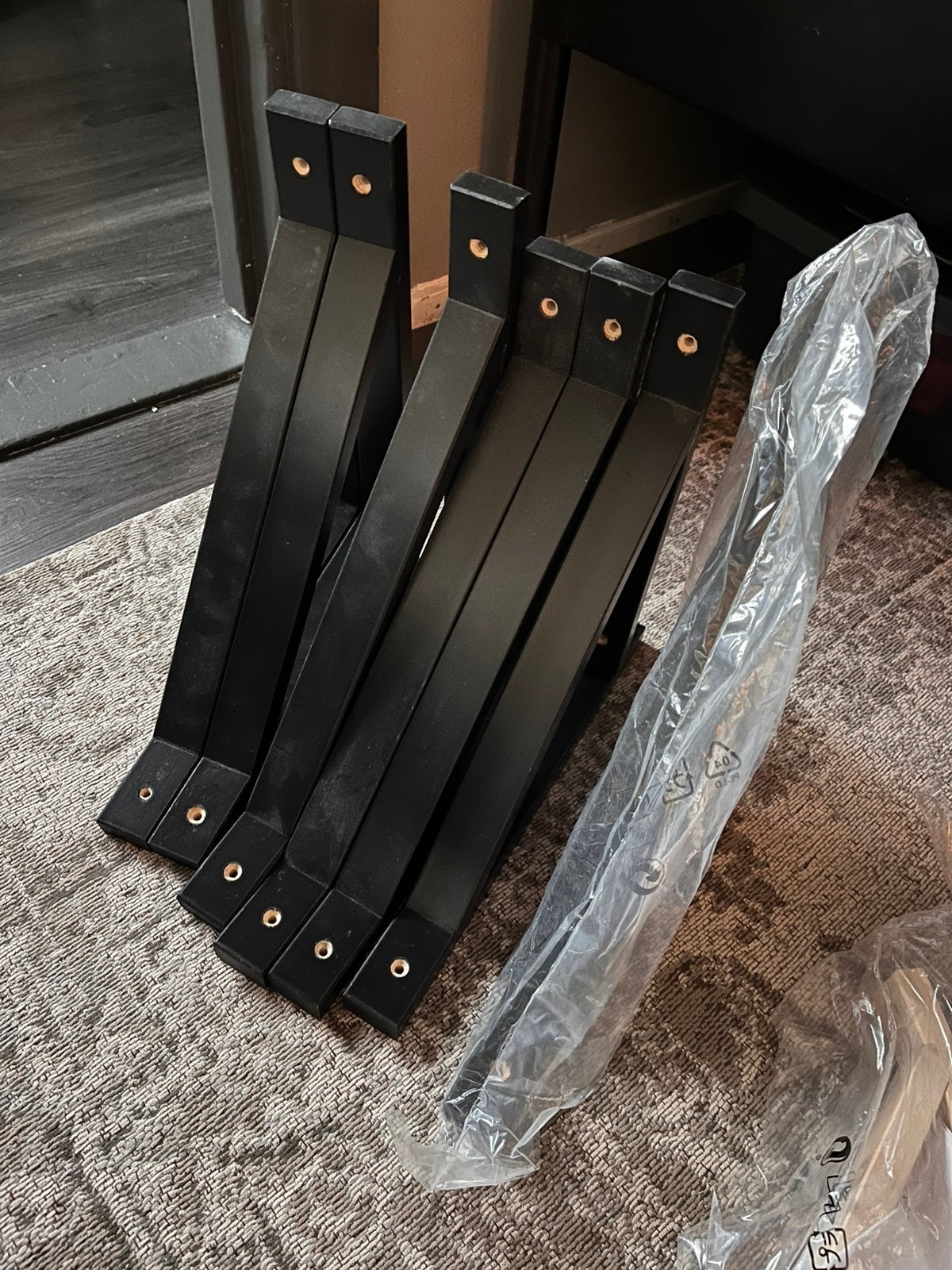 Plankdragers IKEA EKBY VALTER zwart, Huis en Inrichting, Woonaccessoires | Wandplanken en Boekenplanken, Ophalen, Zo goed als nieuw