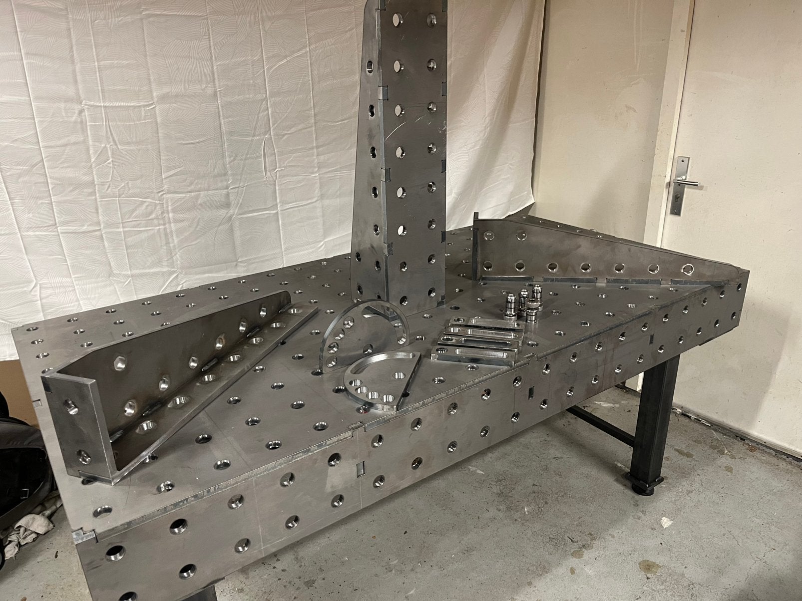 Lastafel 1 meter bij 2 meter 15 mm dik 28 mm systeem, Ophalen of Verzenden, Zo goed als nieuw, 250 ampère of meer, Overige typen