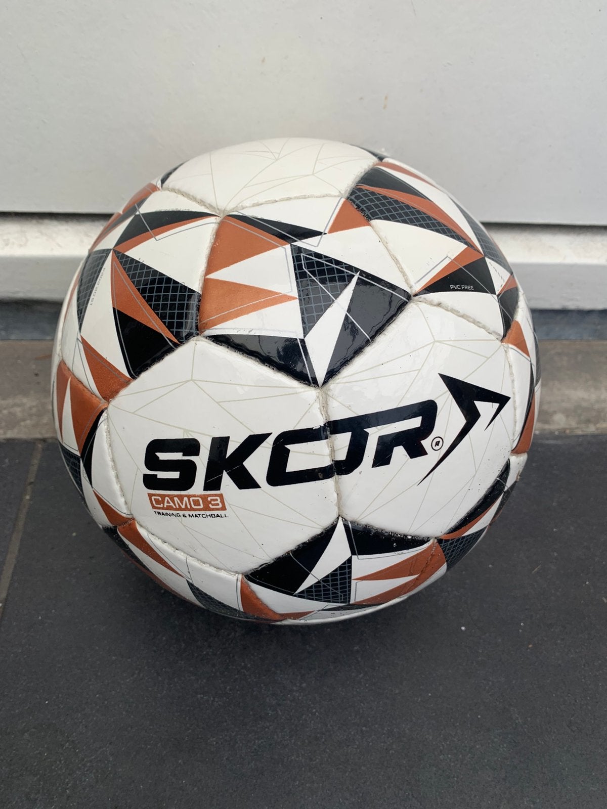 Mooie skor bal maat 5, Ophalen of Verzenden, Zo goed als nieuw, Bal