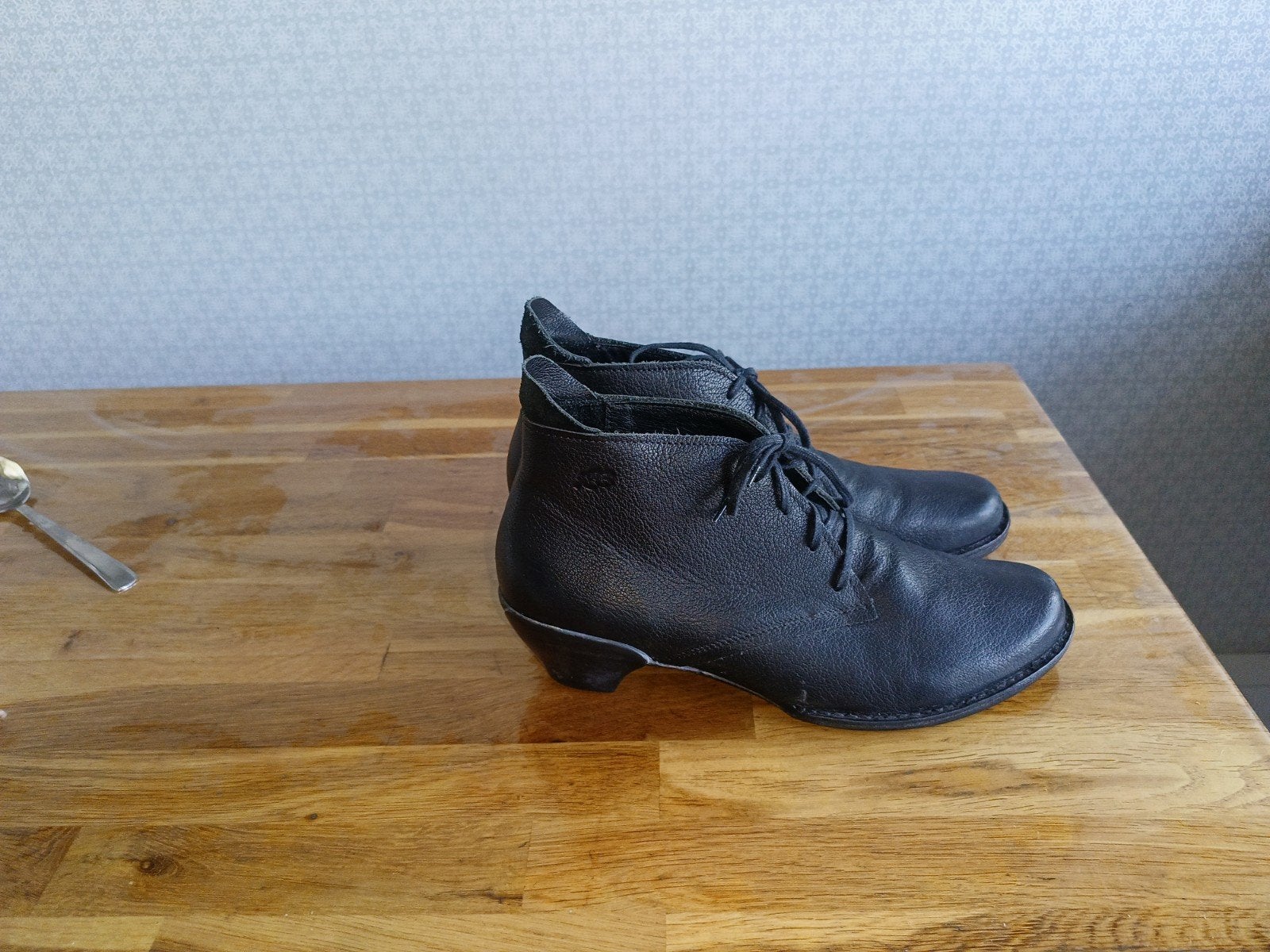 Zwarte leren veterschoenen - Zoinks of Holland, Kleding | Dames, Schoenen, Loints of Holland, Zwart, Ophalen of Verzenden, Zo goed als nieuw