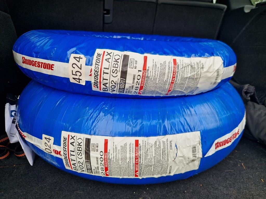 Bridgestone Battlax Racing V02 SBK Slicks - Nieuw, Ophalen of Verzenden, Nieuw