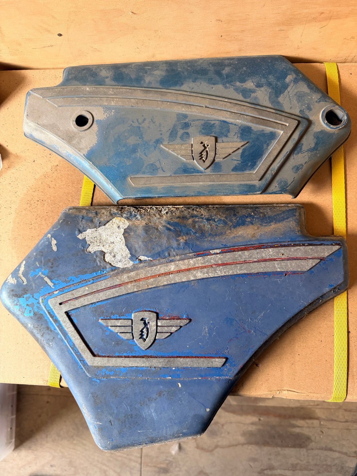 Zundapp logo dekjes - Vintage onderdelen, Ophalen of Verzenden, Gebruikt, Overige typen