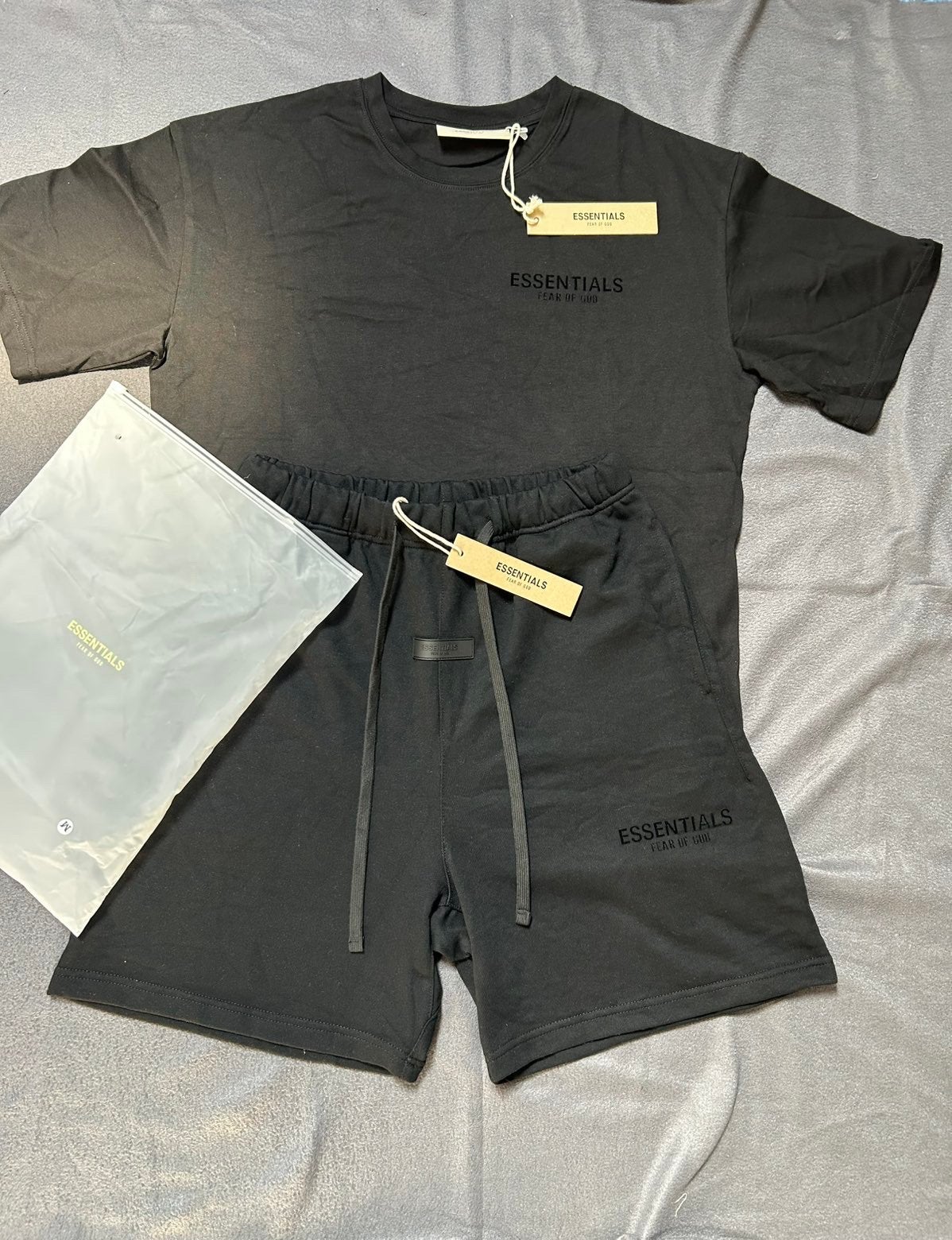 Zwarte essentials fog, Ophalen of Verzenden, Zo goed als nieuw, Maat 48/50 (M), Zwart
