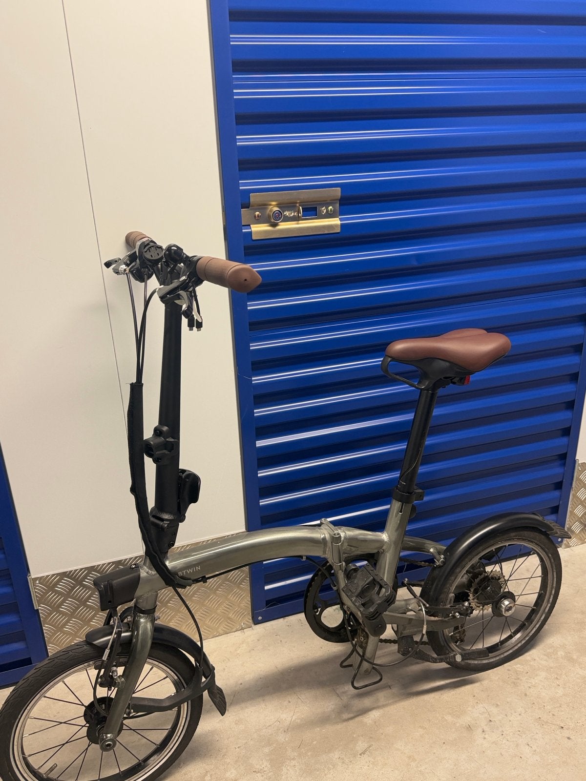 B'Twin vouwfiets - Ideaal voor woon-werkverkeer, 20 inch of meer, Gebruikt, Velgrem, Versnellingen