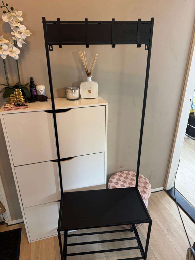 Zwarte kapstok met schoenenrek - Modern design, Huis en Inrichting, Kasten | Boekenkasten, Ophalen, Met plank(en), 50 tot 100 cm