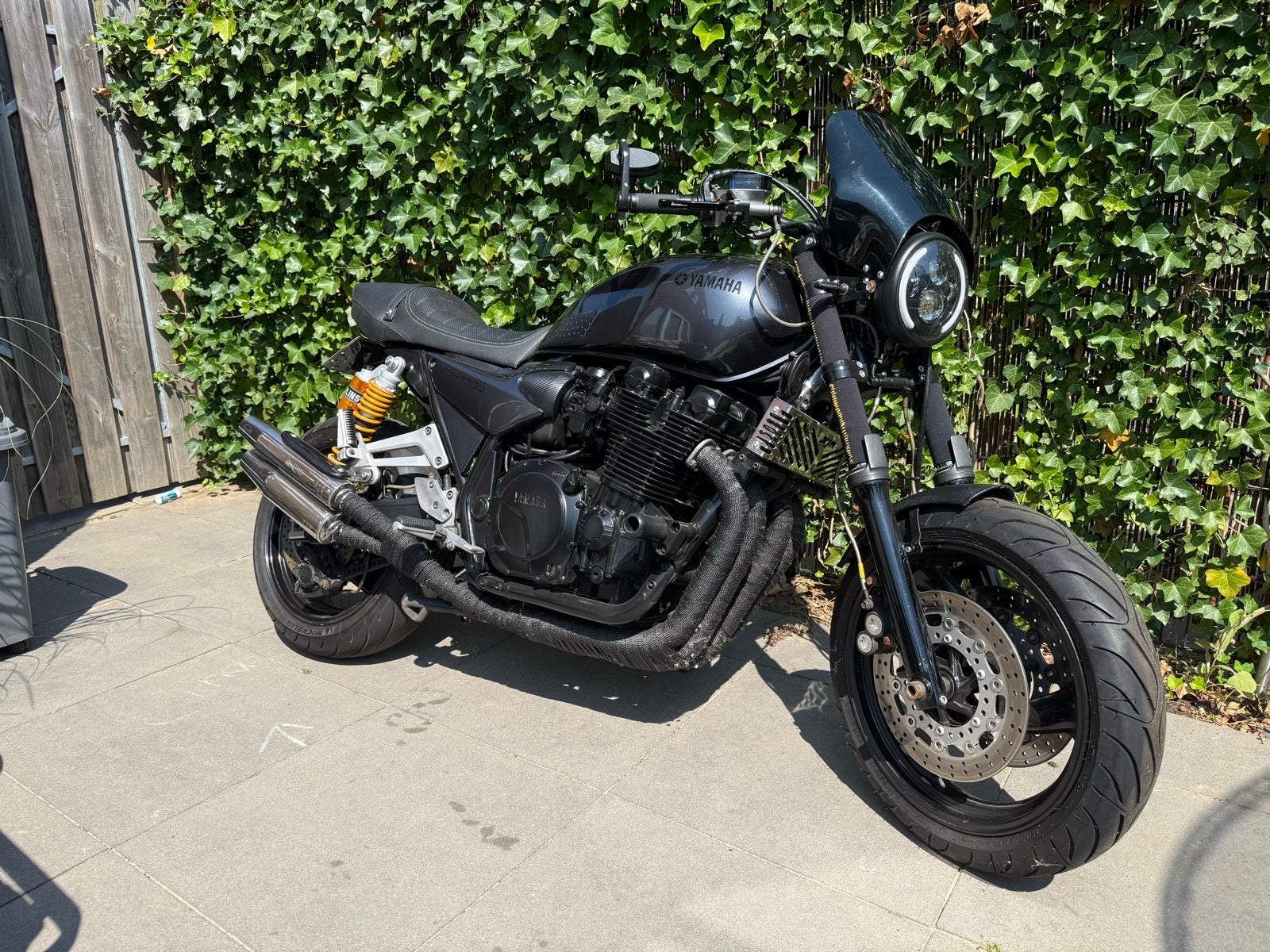 Custom Build Yamaha XJR 1300 SP - Bouwjaar 2000, Sportuitlaat, 4 cilinders, Motorrijbewijs A, Gebruikt