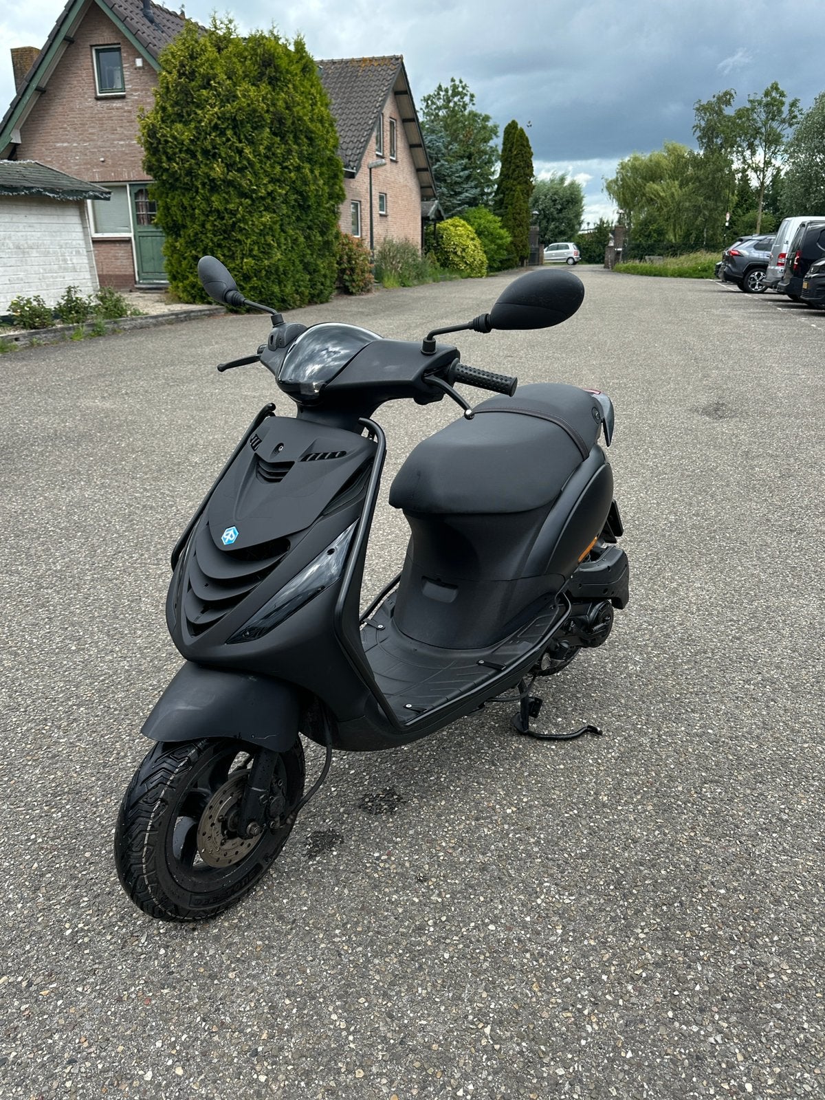 Piaggio Zip 4T (2012) Matzwart - Smokey LED, Ophalen, Gebruikt, Maximaal 45 km/u, Zip