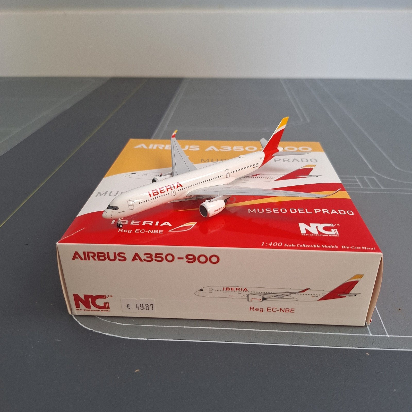 Iberia A350-900 NG Models 1:400, Ophalen of Verzenden, Zo goed als nieuw, Schaalmodel