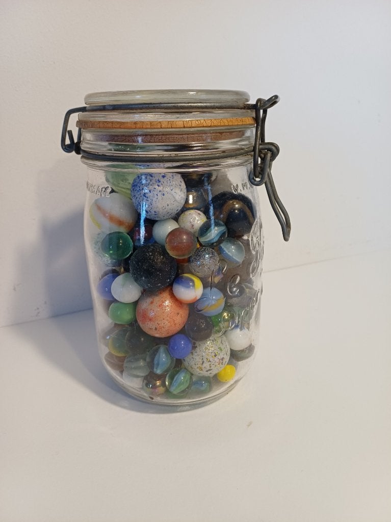 Knikkers stuiters boetsers in glazen pot, retro / vintage, Kinderen en Baby's, Speelgoed | Buiten | Los speelgoed, Ophalen of Verzenden