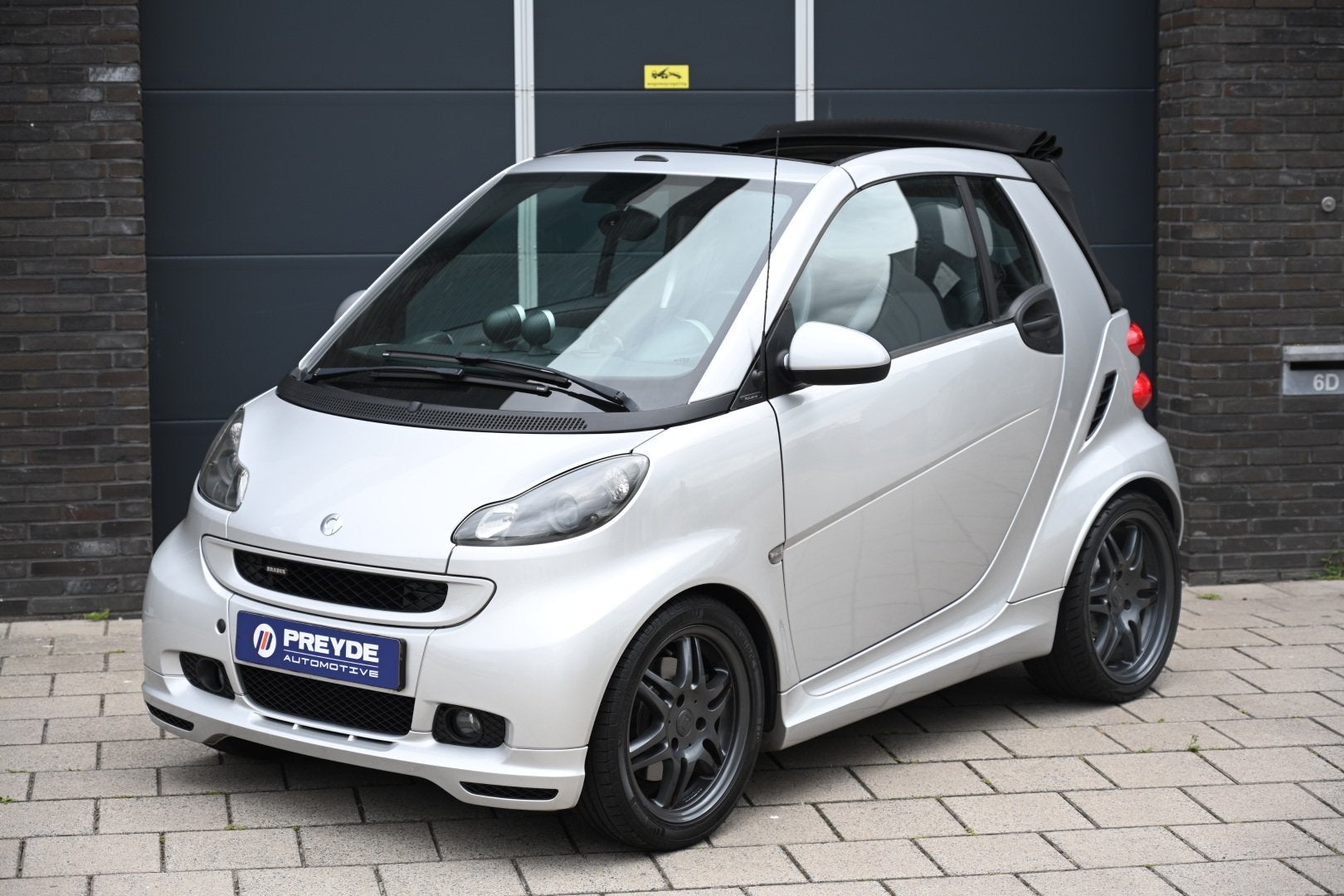Smart Fortwo cabrio 1.0 BRABUS Xclusive - Van liefhebber afk, Auto's, Smart, Automaat, Achterwielaandrijving, Cabriolet, Bedrijf