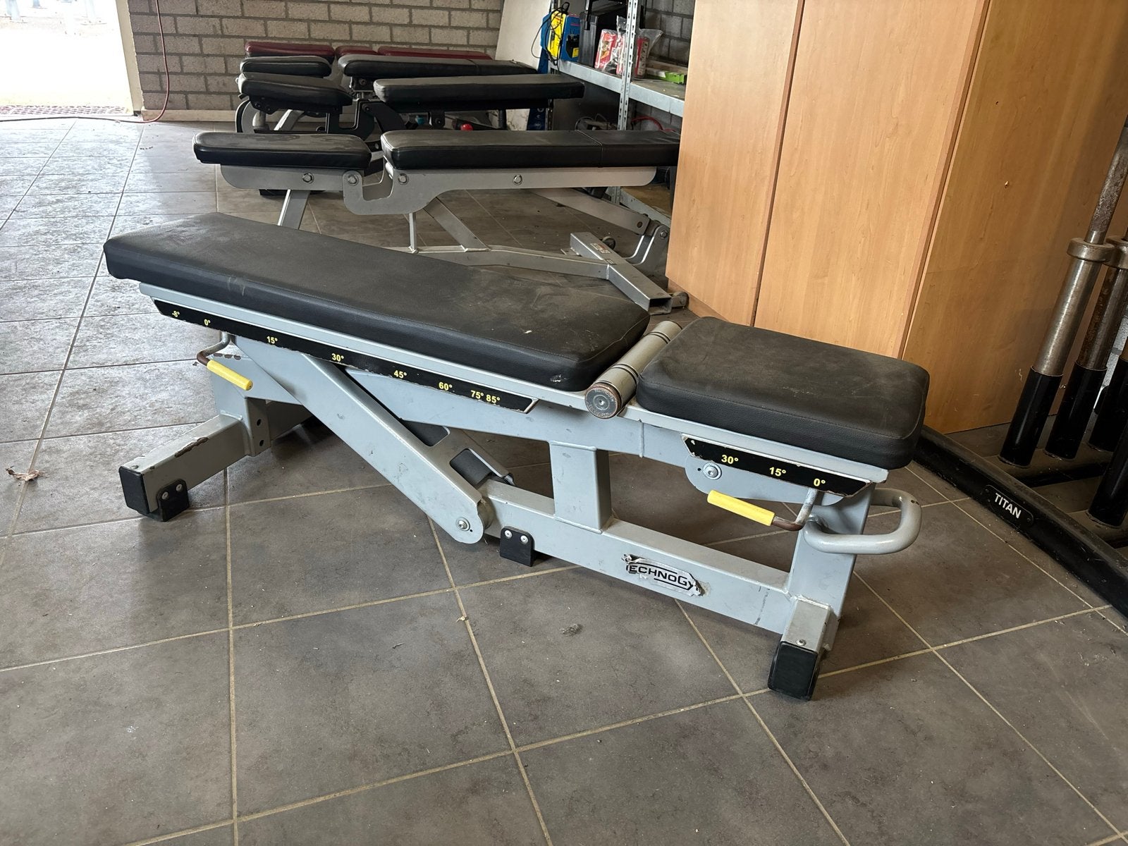 Technogym verstelbare fitnessbank - Grijze editie