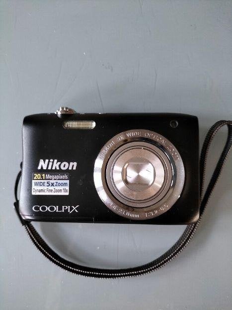 nikon coolpix s2900 met accesoires gratis erbij nikon 5400, Ophalen, Zo goed als nieuw, 4 t/m 7 keer, 20 megapixels